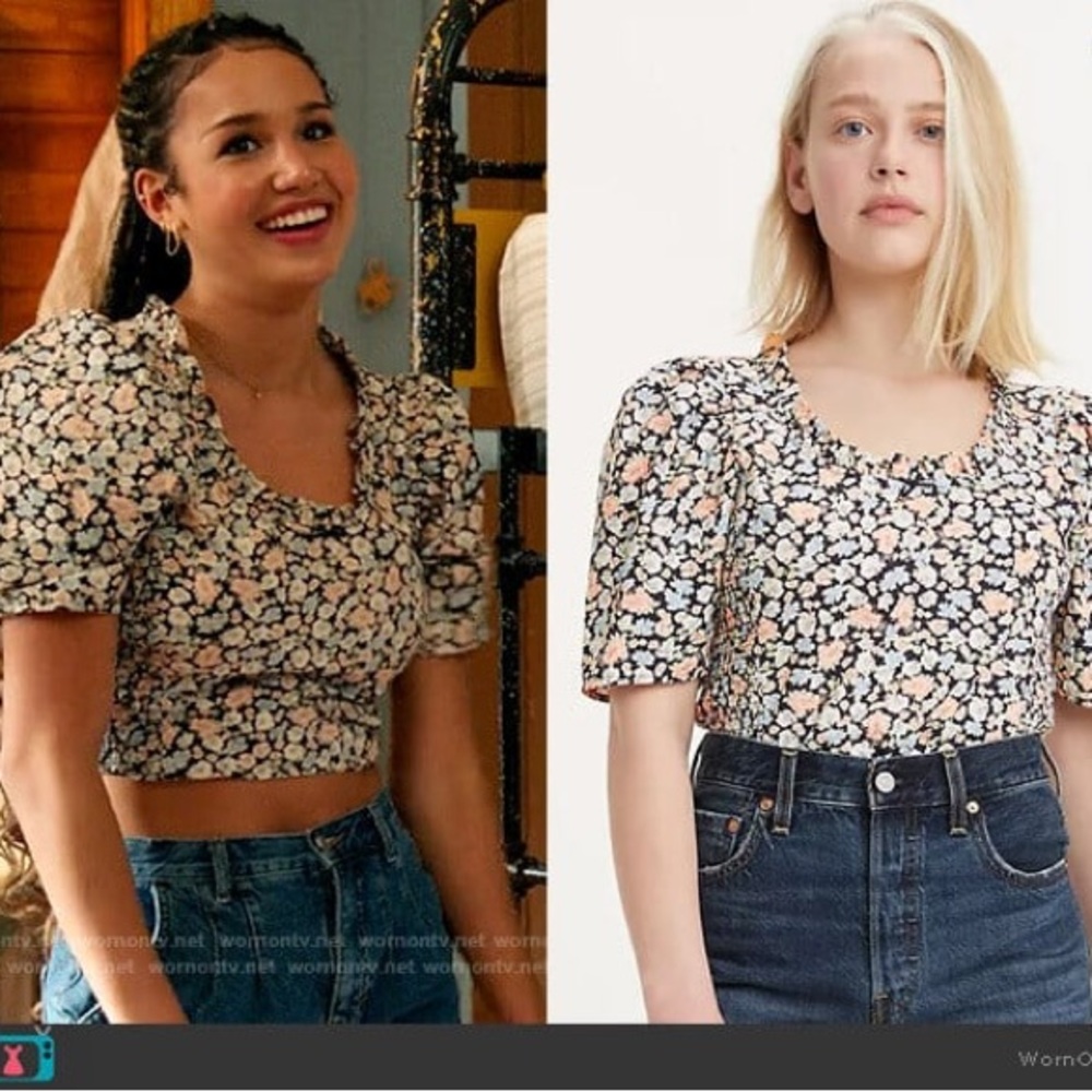 Floral Puff Sleeve Crop Top